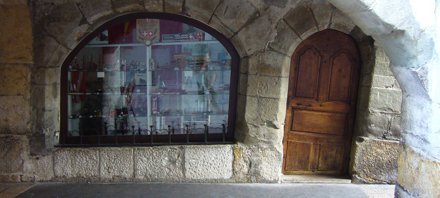 interesting buildings in the old town of Annecy