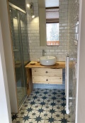 Bedroom 1 ensuite